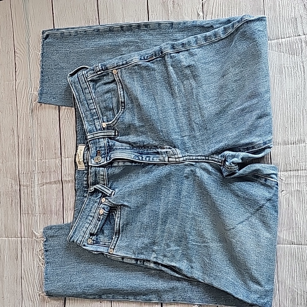 Madewell sz 27 slim boyfriend crop cut off jeans, distressed knees - Picture 6 of 13